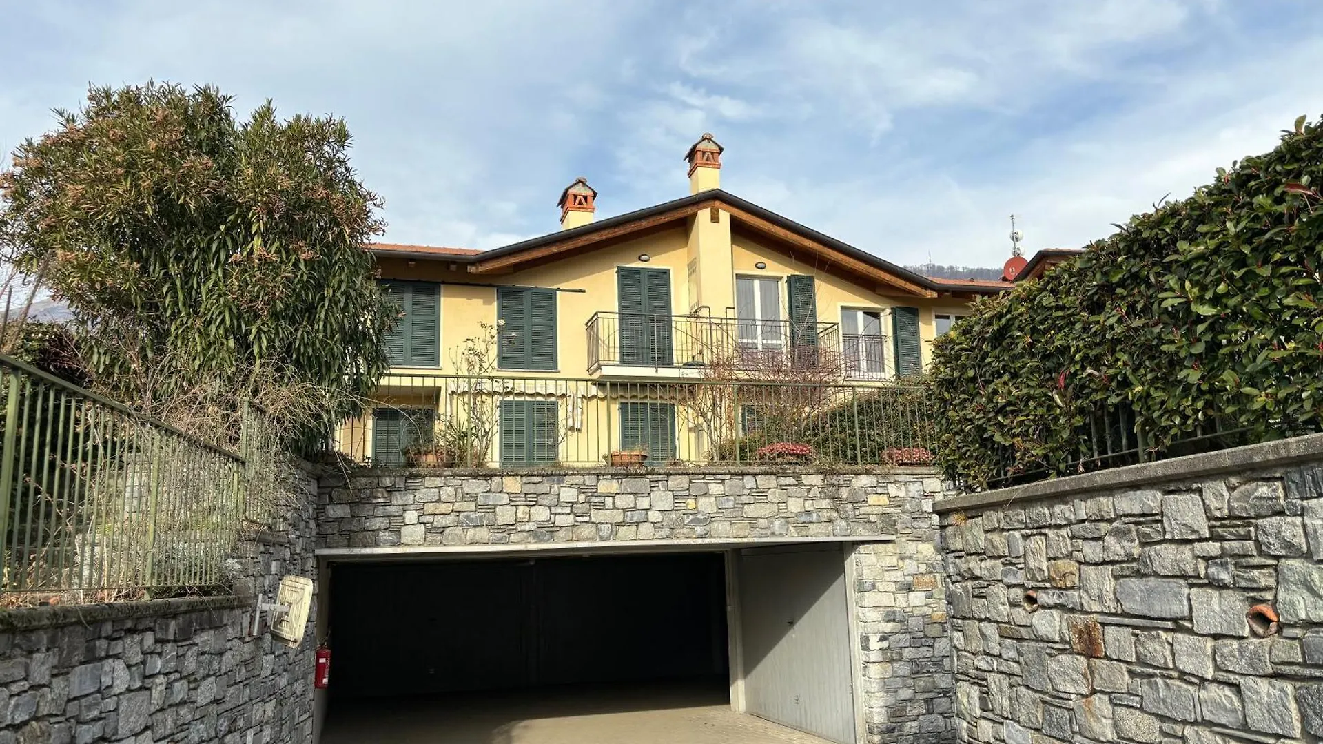 Dream Balcony On Lake Como 东戈 0*,