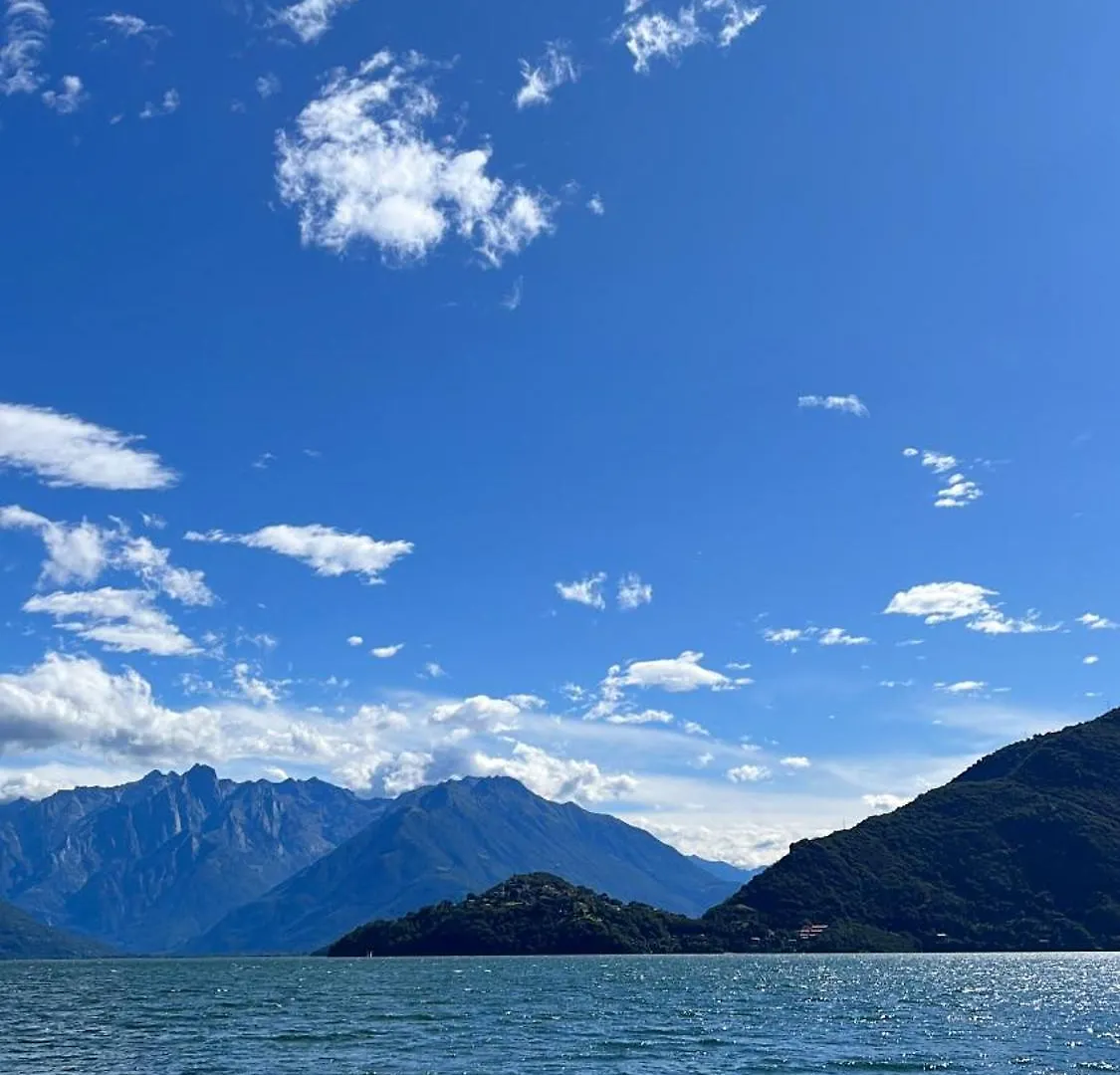Dream Balcony On Lake Como 东戈 意大利